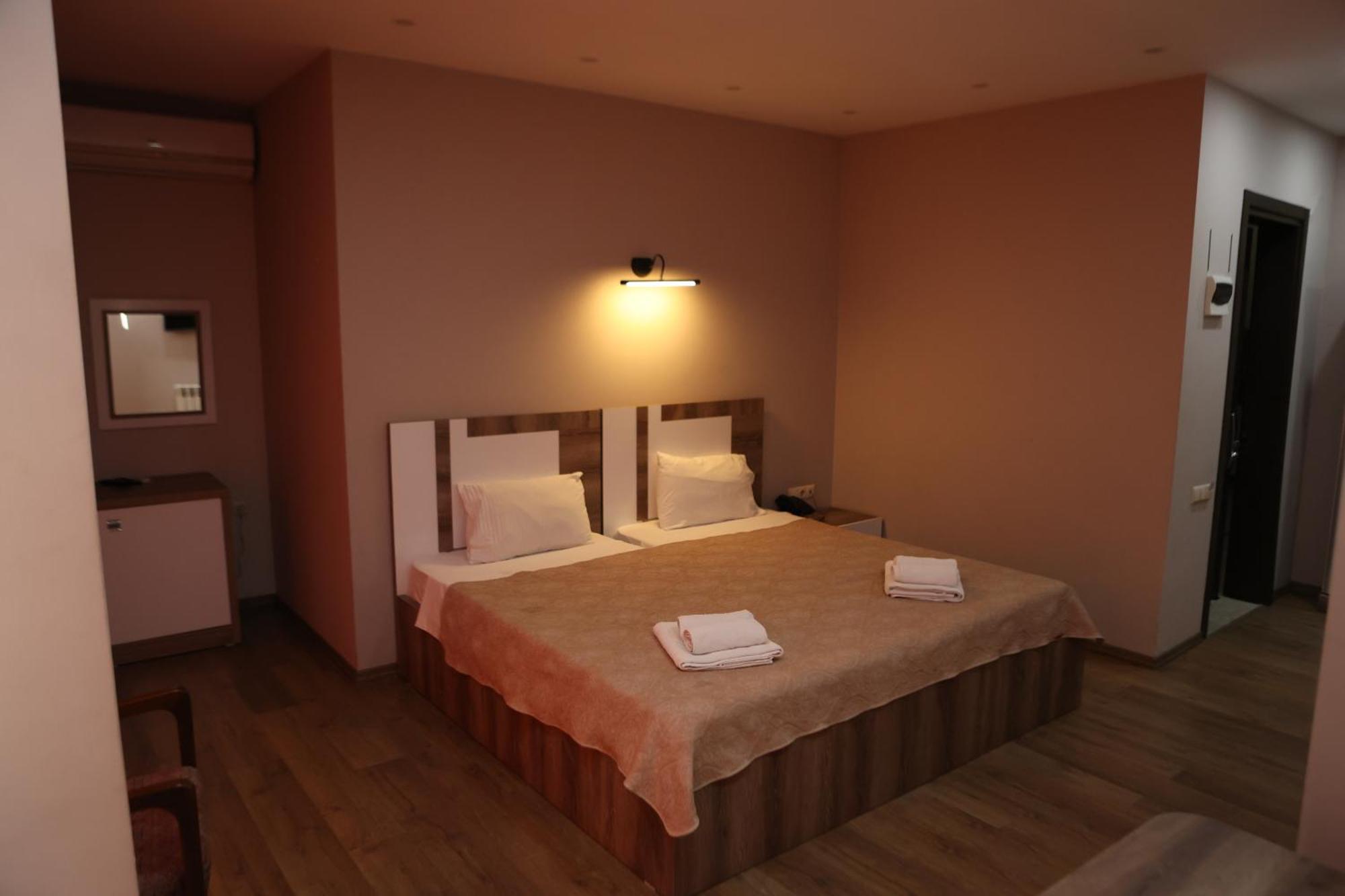 Hotel Dream Tower Batumi Exterior foto