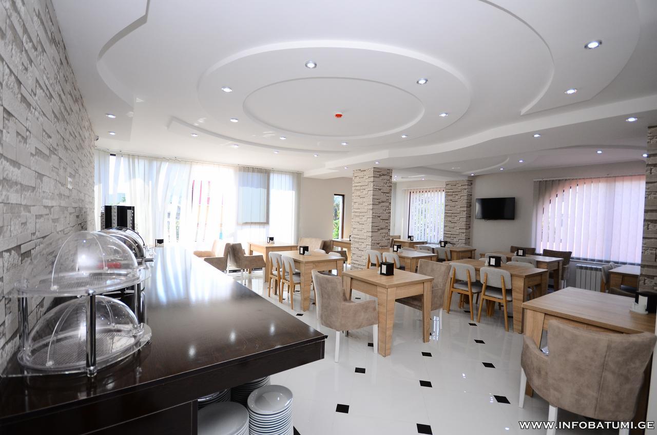 Hotel Dream Tower Batumi Exterior foto